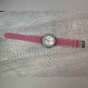 Fossil Pink Watch with Silver Details‎